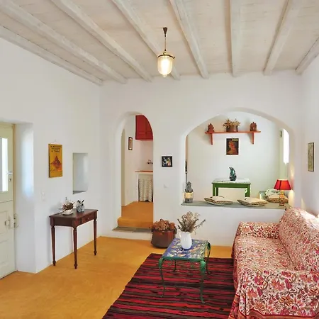 Apartment Alonistria *