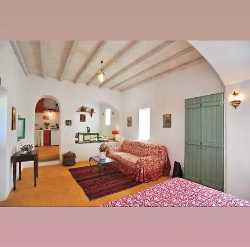 Alonistria Ormos Aigialis