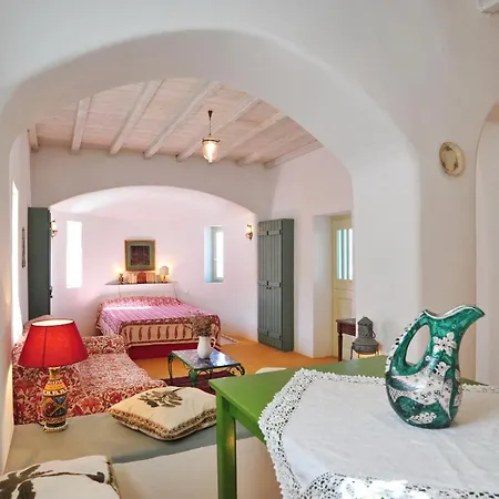 Alonistria * Ormos Aigialis