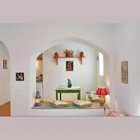 Apartament Alonistria